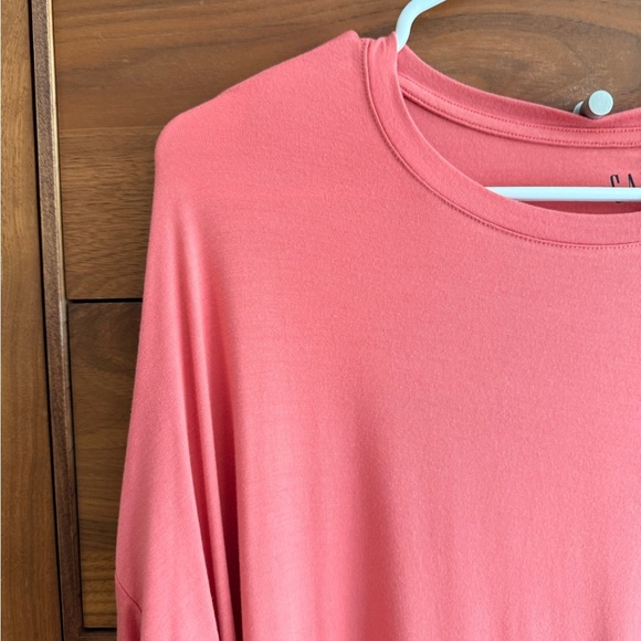 Gap Pink Crewneck - Picture 6 of 7